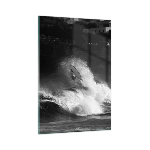 Obraz na szkle - Surfer na fali w monochromatycznym ujęciu - 80x120cm - Wyzwanie przyjęte! - Nowoczesna dekoracja ścienna do salonu i sypialni ARTTOR