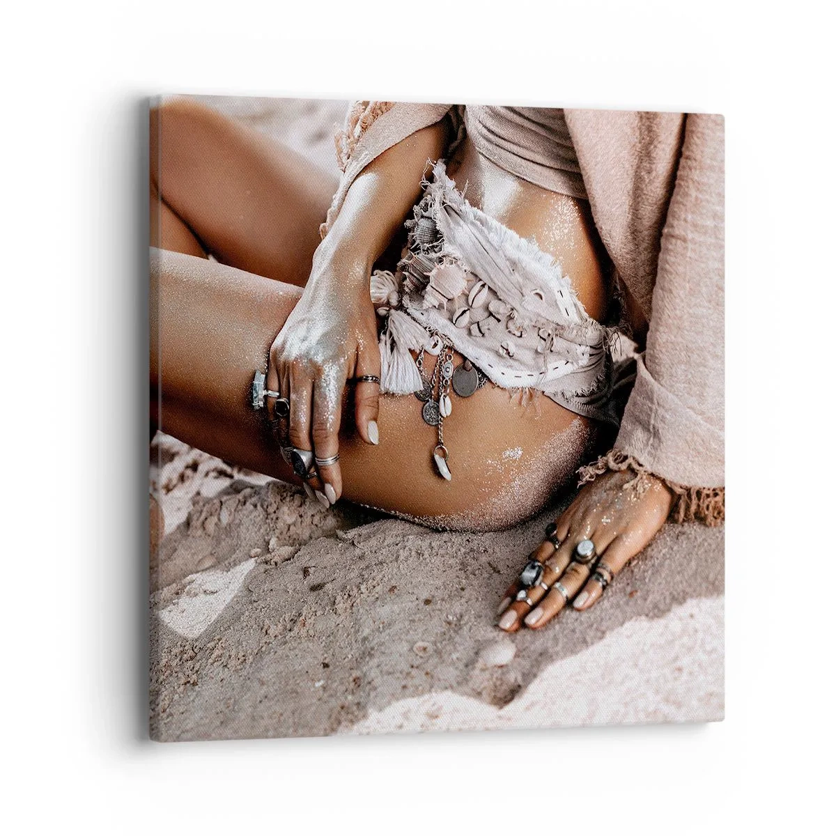 Obraz na płótnie - Wyrzucona przez fale? - 40x40 cm