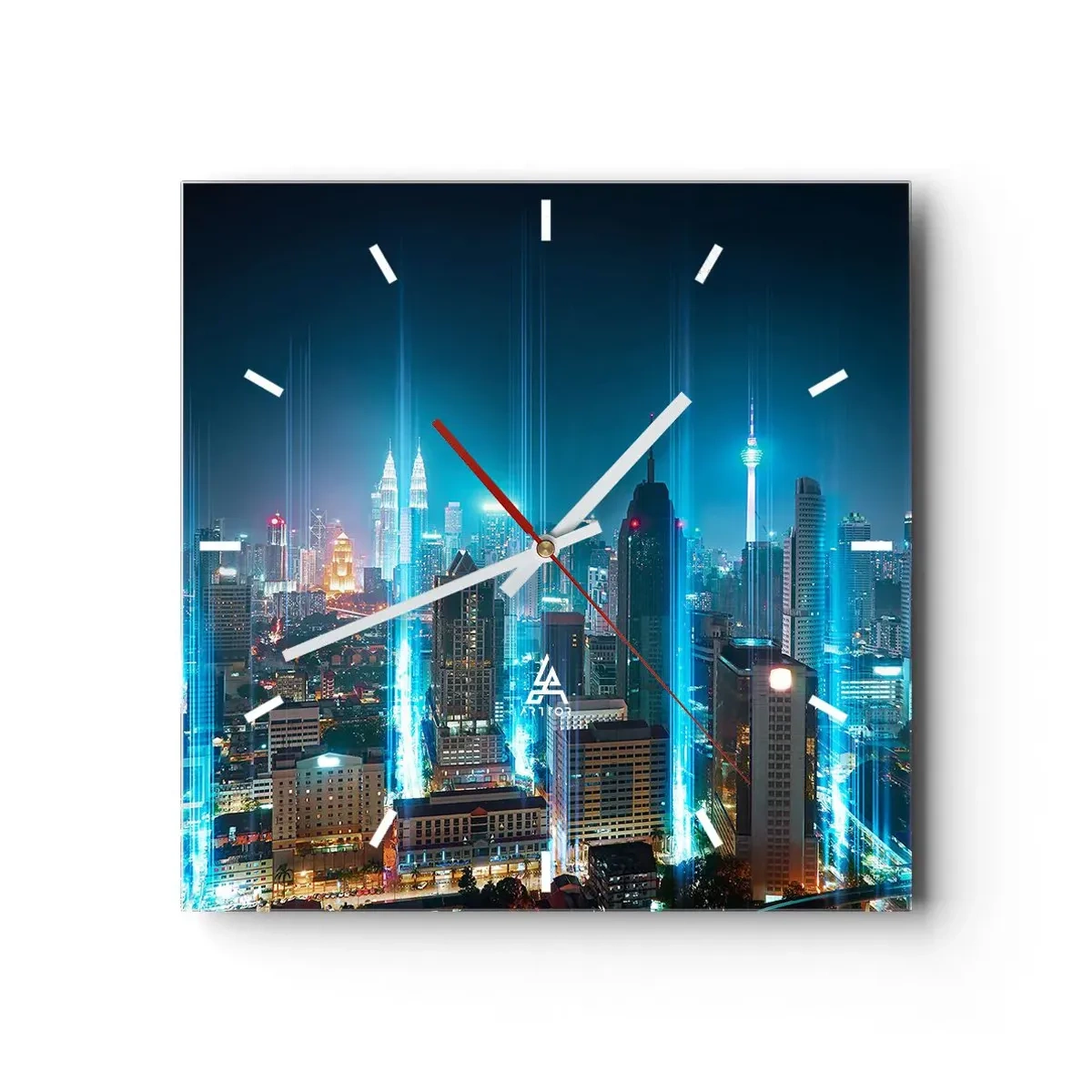 Zegar ścienny - Nowoczesne miasto nocą z futurystycznymi świetlnymi akcentami - 30x30cm - Po berlińsku do nieba - Nowoczesna dekoracja ścienna do salonu i sypialni ARTTOR