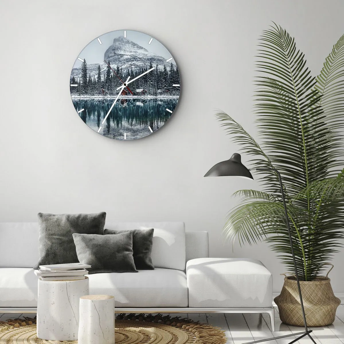 Zegar ścienny - Zimowy krajobraz z jeziorem, lasem i górą w tle - 30x30cm - Kanadyjskie zacisze - Nowoczesna dekoracja ścienna do salonu, kuchni i sypialni ARTTOR