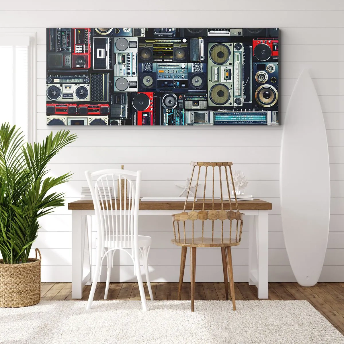 Obraz na płótnie - Kolaż retro magnetofonów i głośników w stylu vintage - 140x50cm - Tęsknota za latami 80. - Nowoczesna dekoracja ścienna do salonu i sypialni ARTTOR