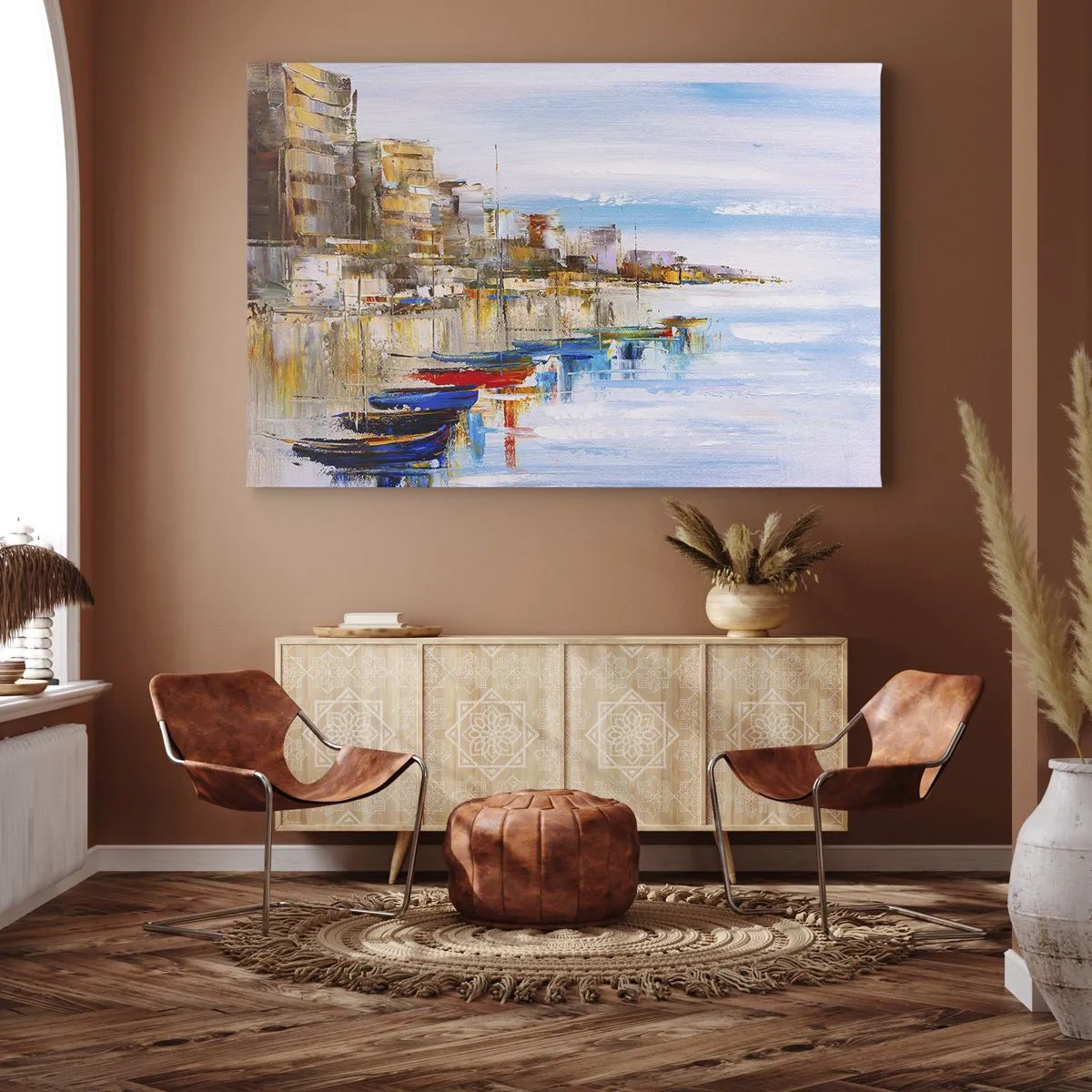 Obraz na płótnie - Kolorowe łodzie przy brzegu z widokiem na miejską panoramę - 70x50cm - Wielobarwna miejska przystań - Nowoczesna dekoracja ścienna do salonu i sypialni ARTTOR