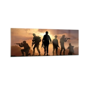 Obraz na szkle - Żołnierze na tle zachodzącego słońca w dynamicznej scenerii - 140x50cm - Brothers in arms - Nowoczesna dekoracja ścienna do salonu i sypialni ARTTOR
