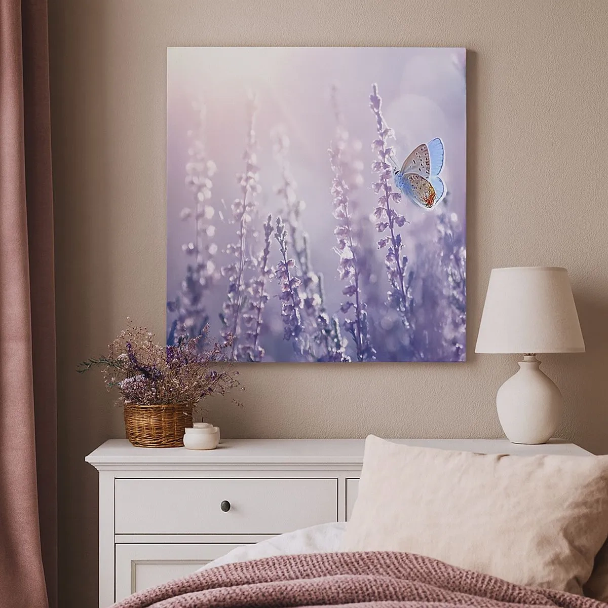 Obraz na płótnie - Pocałunek motyla - 30x30 cm