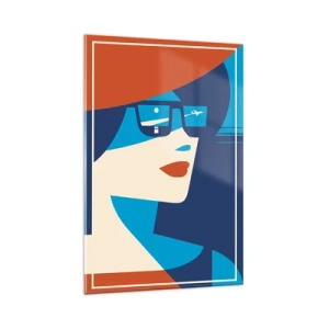 Obraz na szkle - Grafika kobiety w okularach przeciwsłonecznych z odbiciem samolotu - 80x120cm - Wakacyjna podróż - Nowoczesna dekoracja ścienna do salonu i sypialni ARTTOR