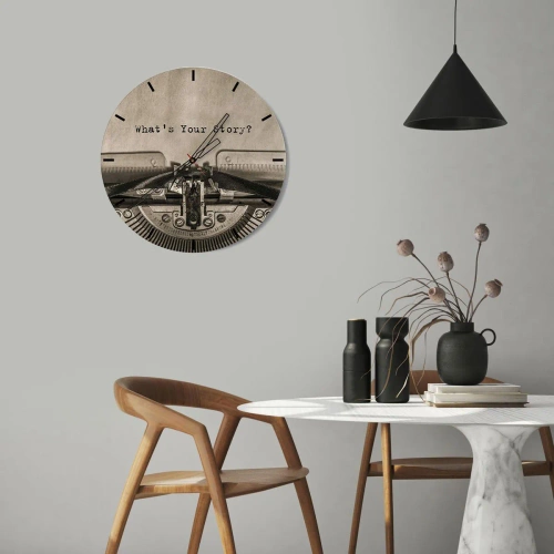 Zegar ścienny - Zbliżenie maszyny do pisania z napisem What’s Your Story? - 30x30cm - Opowiedz mi - Nowoczesna dekoracja ścienna do salonu, kuchni i sypialni ARTTOR