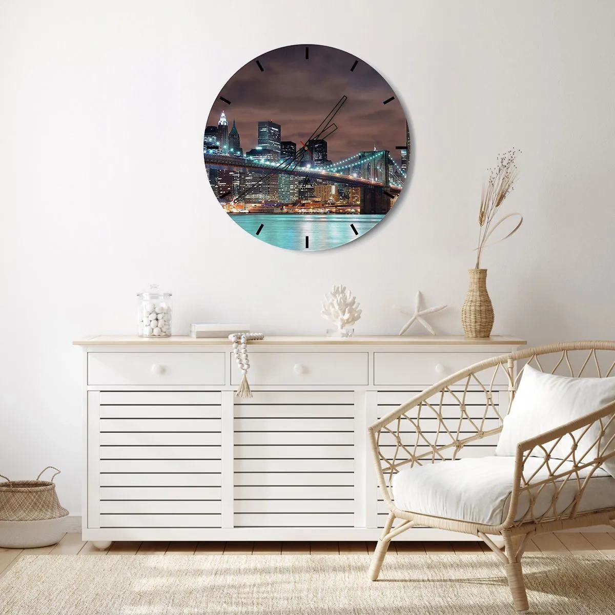 Zegar ścienny - Most Brooklyn i panorama Nowego Jorku nocą - 30x30cm - Światła wielkiego miasta - Nowoczesna dekoracja ścienna do salonu, kuchni i sypialni ARTTOR