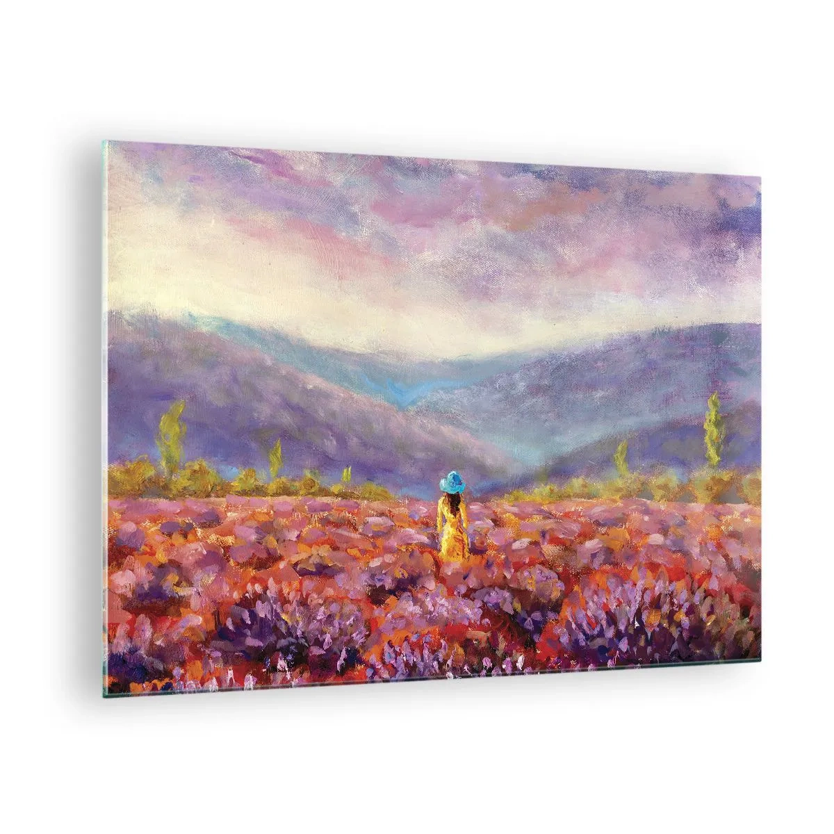 Obraz na szkle - Postać w kapeluszu pośród pola lawendy o zmierzchu - 70x50cm - W lawendowym świecie - Nowoczesna dekoracja ścienna do salonu i sypialni ARTTOR
