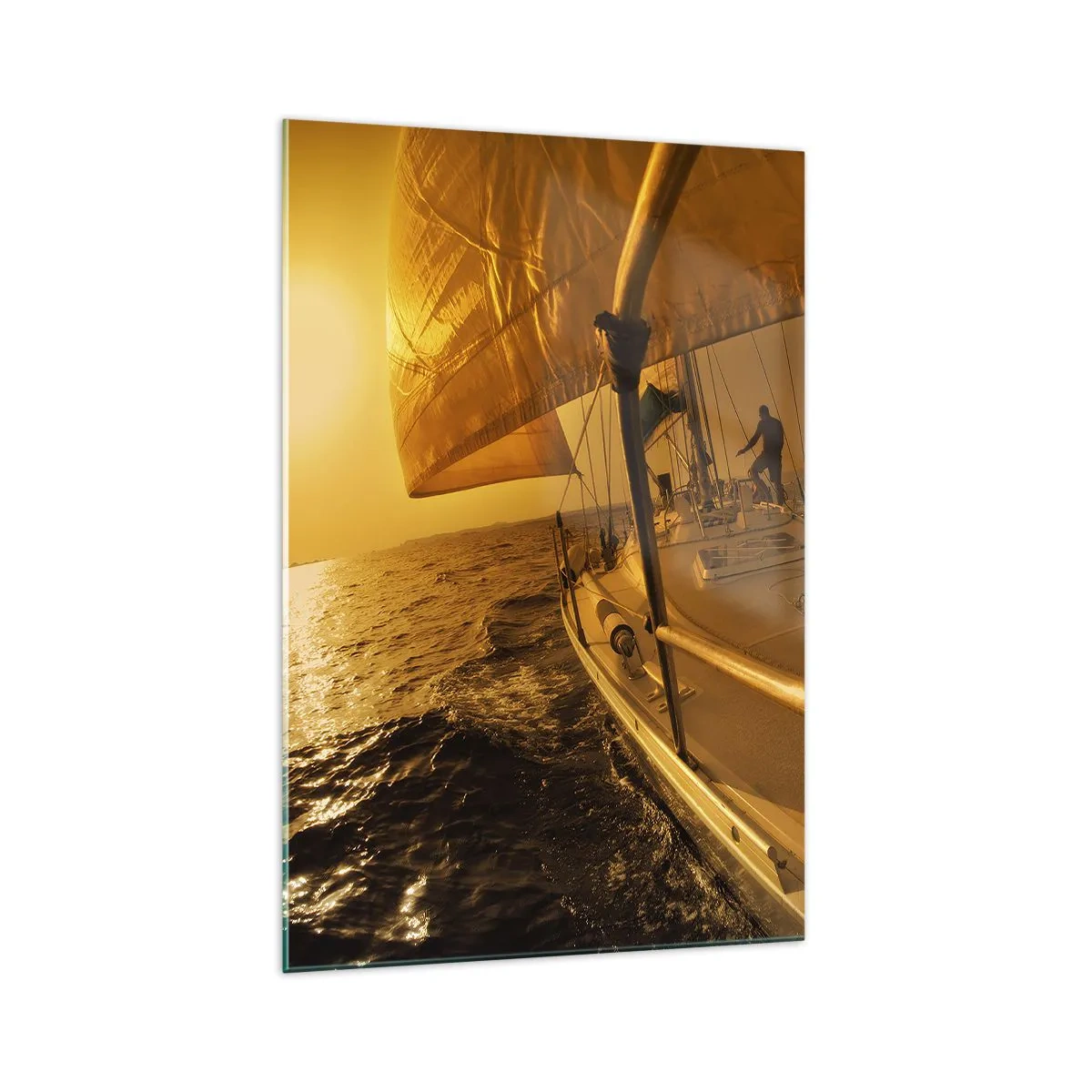 Obraz na szkle - Żaglówka na morzu podczas zachodu słońca, złota poświata. - 70x100cm - Złoty wieczór po wielobarwnym dniu - Nowoczesna dekoracja ścienna do salonu i sypialni ARTTOR