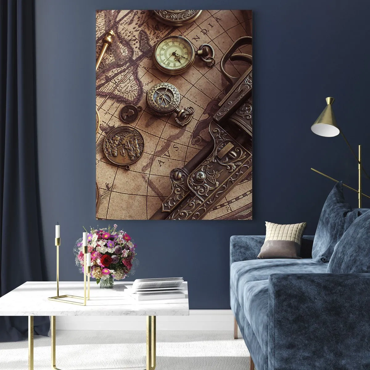 Obraz na szkle - Zabytkowe przedmioty na starej mapie w retro stylu - 80x120cm - Przygoda wzywa - Nowoczesna dekoracja ścienna do salonu i sypialni ARTTOR