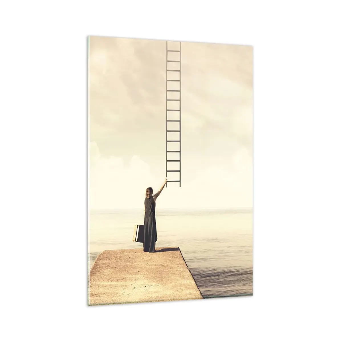 Obraz na szkle - Kobieta stojąca na molo z drabiną prowadzącą w niebo - 80x120cm - Magiczna podróż - Nowoczesna dekoracja ścienna do salonu i sypialni ARTTOR