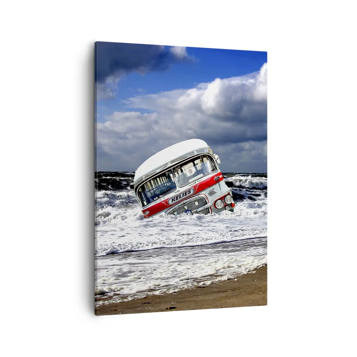 Obraz na płótnie - Autobus zatopiony w wodzie na tle nieba z chmurami - 50x70cm - I co się dziwisz? - Nowoczesna dekoracja ścienna do salonu, kuchni i sypialni ARTTOR