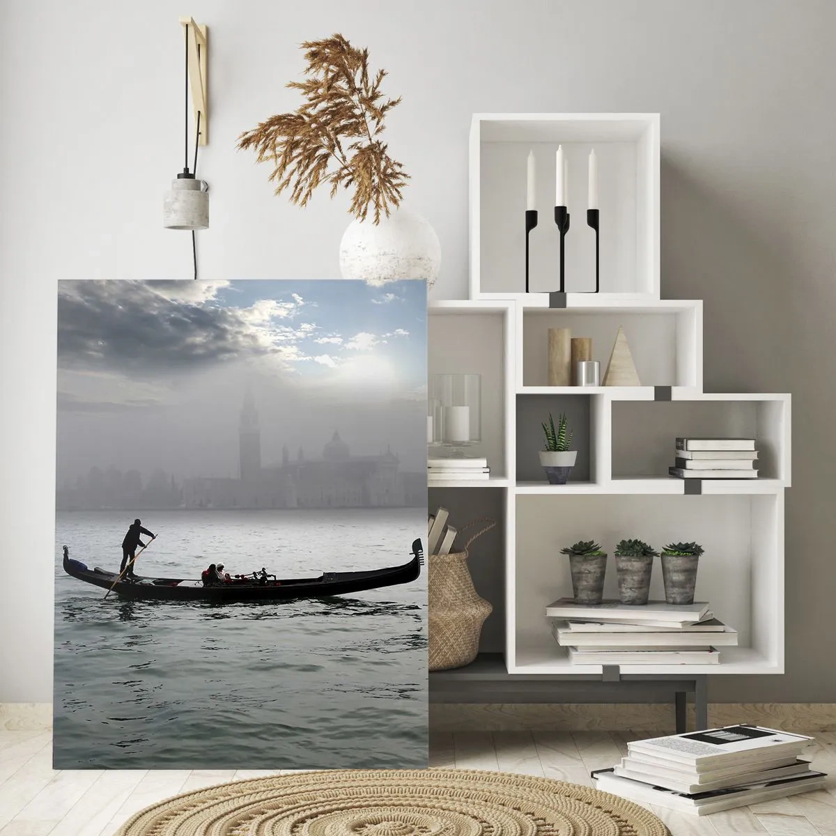 Obraz na szkle - Gondola na wodach Wenecji w mglisty poranek - 50x70cm - Bajeczne miasto z wody i mgły - Nowoczesna dekoracja ścienna do salonu, kuchni i sypialni ARTTOR