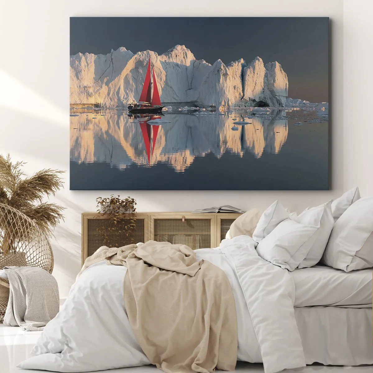 Obraz na płótnie - Żaglówka z czerwonym żaglem na tle lodowca - 70x50cm - Na krańcu świata - Nowoczesna dekoracja ścienna do salonu i sypialni ARTTOR