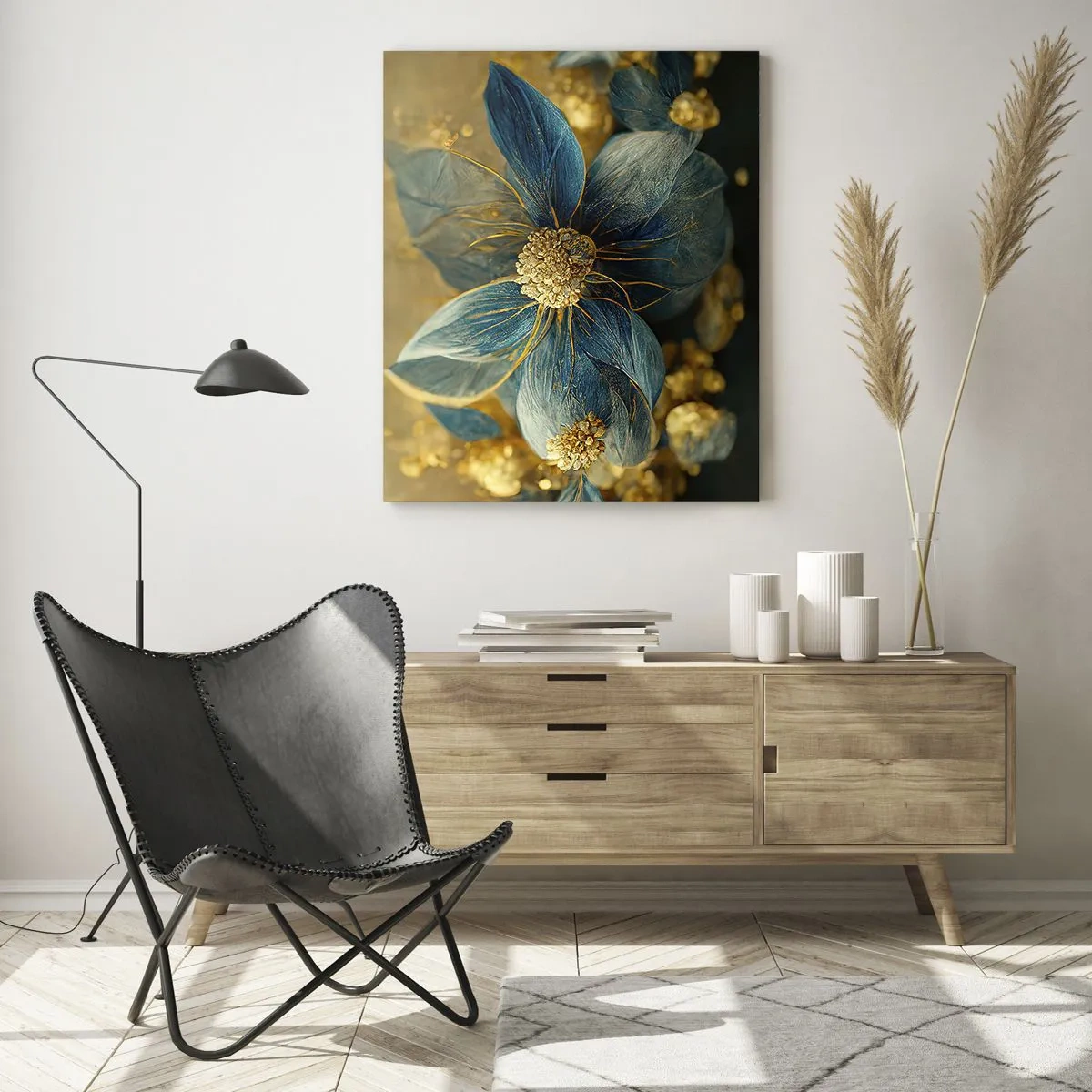 Obraz na szkle - Niebiesko-złote kwiaty o luksusowym charakterze - 50x70cm - Zakwitnąć złotem - Nowoczesna dekoracja ścienna do salonu, kuchni i sypialni ARTTOR