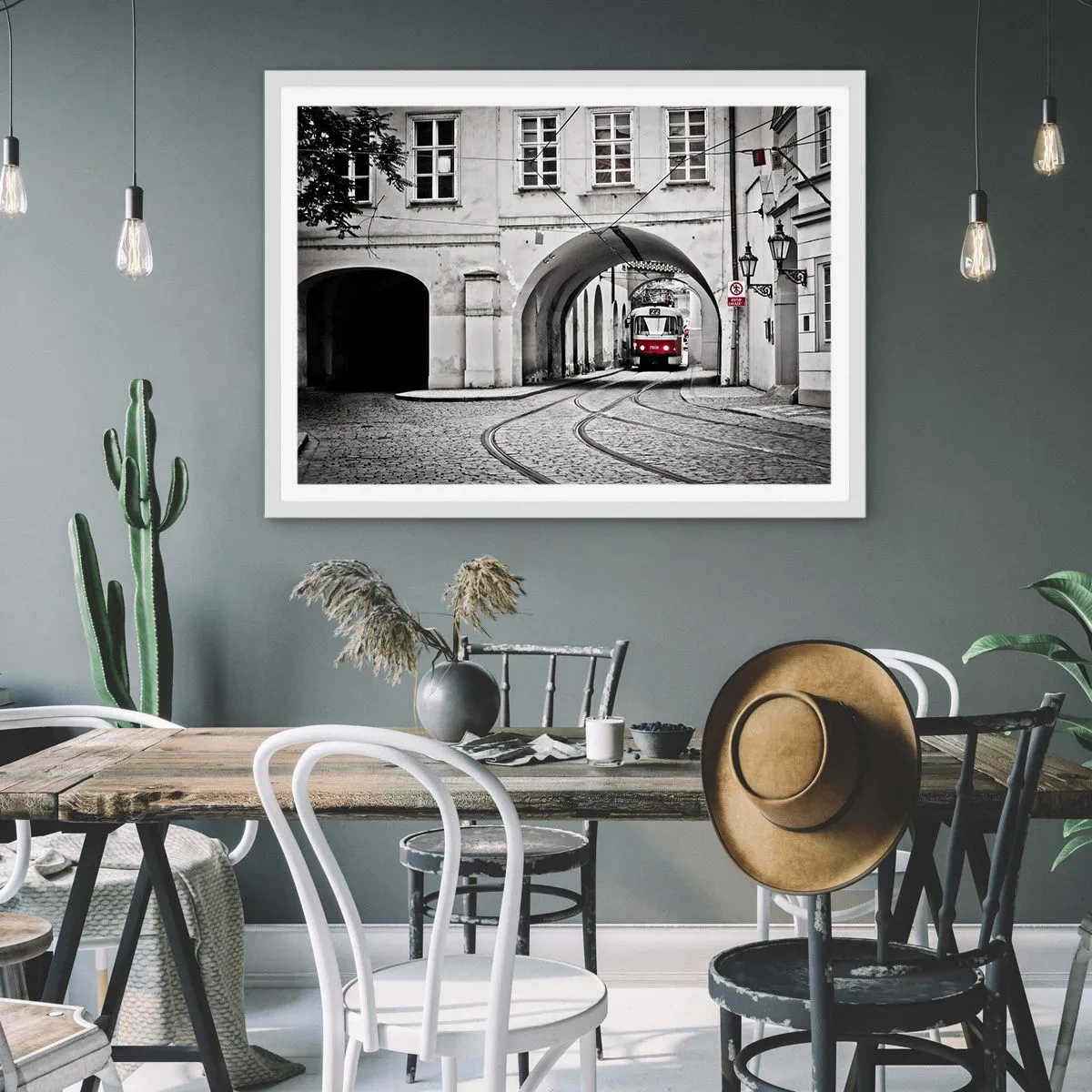 Plakat w białej ramie - Przez miejski labirynt - 91x61 cm