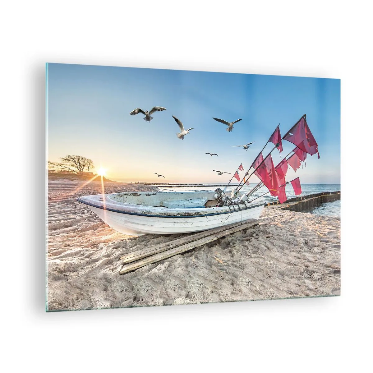 Obraz na szkle - Łódź rybacka na plaży o wschodzie słońca - 70x50cm - Zasłużony odpoczynek - Nowoczesna dekoracja ścienna do salonu i sypialni ARTTOR