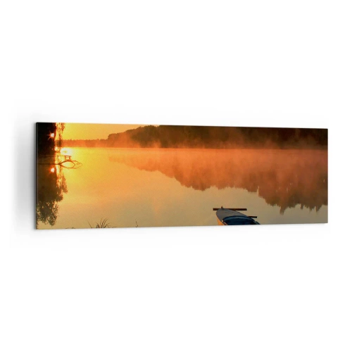 Obraz na płótnie - Poranna mgła nad rzeką z łódką w promieniach słońca - 160x50cm - Wschód słońca nad wodą jak tafla lustra - Nowoczesna dekoracja ścienna do salonu i sypialni ARTTOR