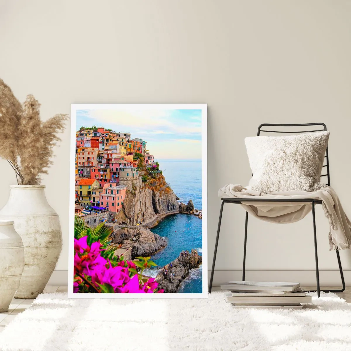 Plakat - Widok na kolorowe budynki przy klifie nad morzem - 50x70cm - Śmiejące się miasto - Nowoczesna dekoracja ścienna do salonu, kuchni i sypialni ARTTOR