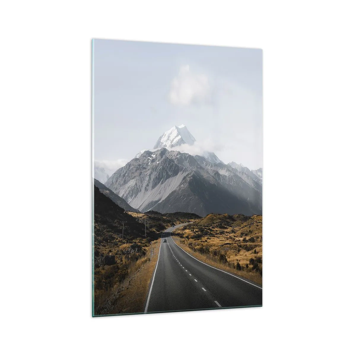 Obraz na szkle - Droga w górach otoczona malowniczym krajobrazem - 70x100cm - Droga do serca gór - Nowoczesna dekoracja ścienna do salonu i sypialni ARTTOR