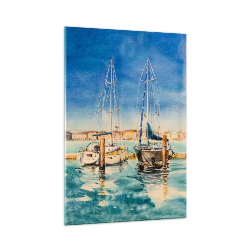 Obraz na szkle - Marina z łodziami na tle błękitnej laguny - 80x120cm - Słoneczna laguna - Nowoczesna dekoracja ścienna do salonu i sypialni ARTTOR