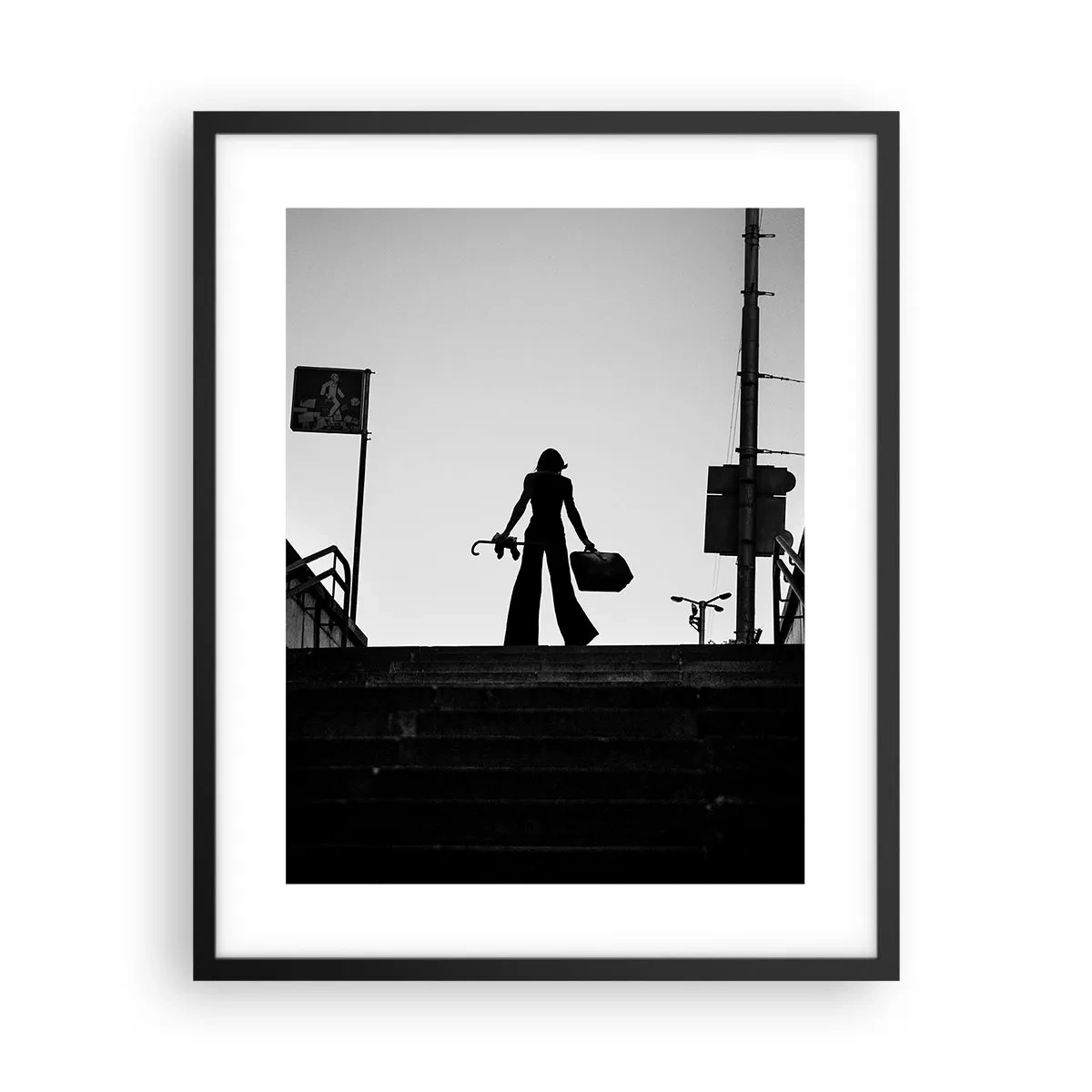 Plakat w czarnej ramie - Miejska wędrówka - 40x50 cm