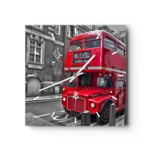 Zegar ścienny - Czerwony autobus piętrowy w Londynie na tle klasycznej architektury - 30x30cm - Zawsze taki sam - Nowoczesna dekoracja ścienna do salonu i sypialni ARTTOR