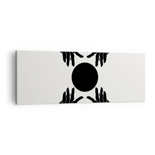 Obraz na płótnie - Czarne dłonie w symetrycznej kompozycji z kulą - 140x50cm - Tajemny znak - Nowoczesna dekoracja ścienna do salonu i sypialni ARTTOR