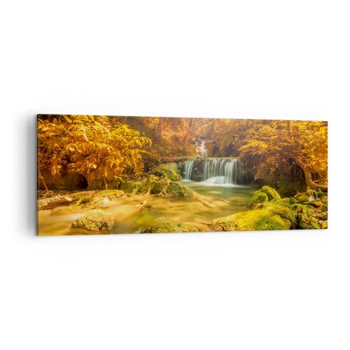 Obraz na płótnie - Złocisty wodospad w jesiennym lesie otoczony zielenią - 140x50cm - Leśna kaskada w złocie - Nowoczesna dekoracja ścienna do salonu i sypialni ARTTOR