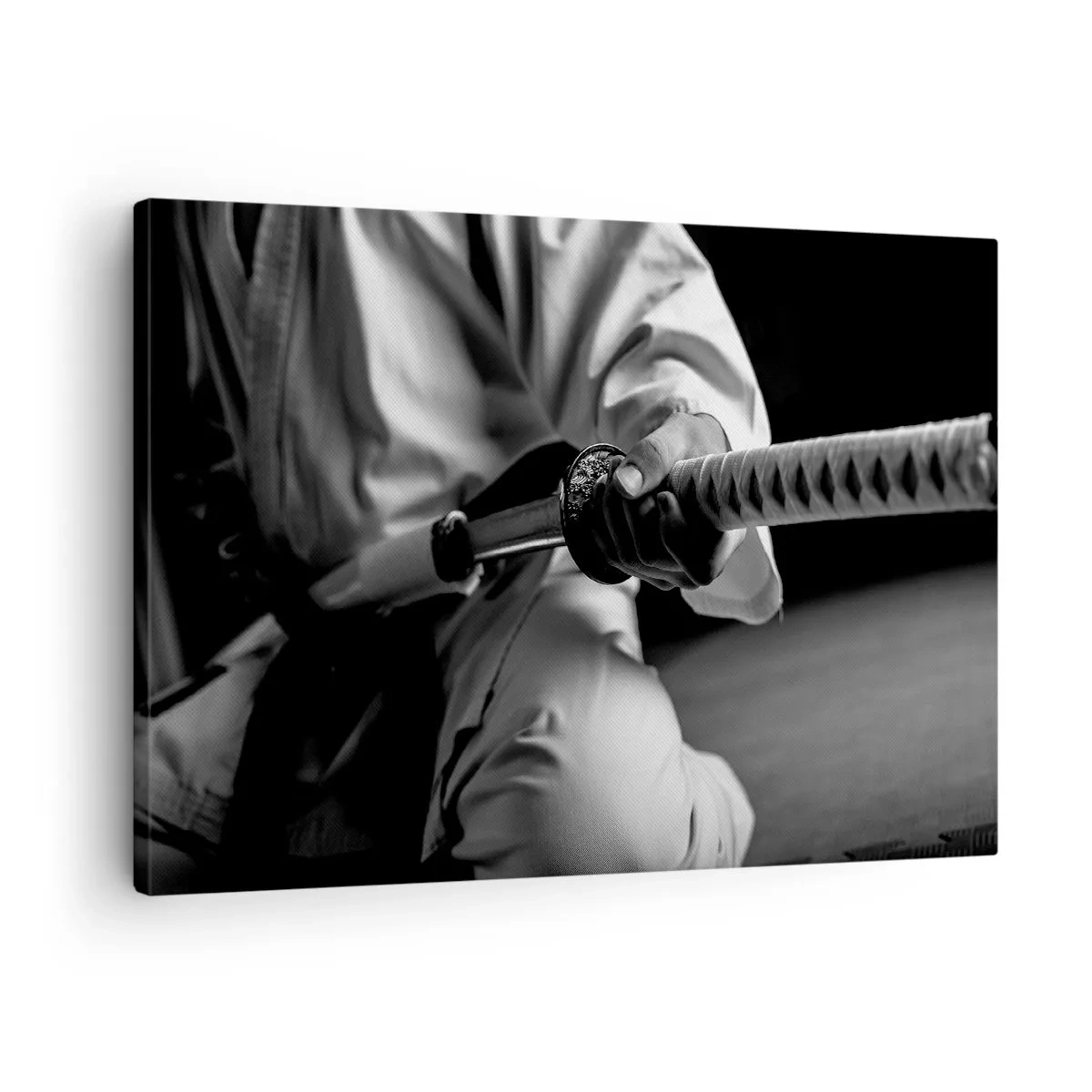 Obraz na płótnie - Samuraj w kimono trzymający katanę w czarno-białej tonacji - 70x50cm - Dusza wojownika - Nowoczesna dekoracja ścienna do salonu i sypialni ARTTOR