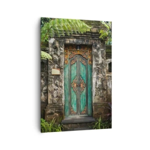 Obraz na płótnie - Dekoracyjne drzwi otoczone tropikalną roślinnością - 70x100cm - Drzwi do egzotycznego świata - Nowoczesna dekoracja ścienna do salonu i sypialni ARTTOR