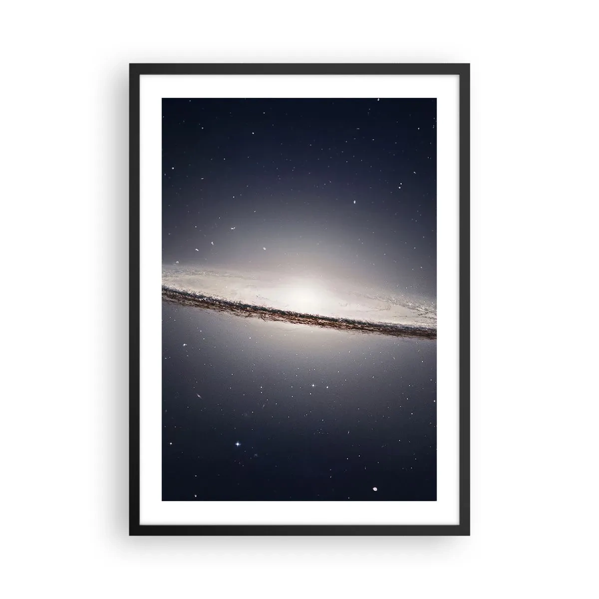 Plakat w czarnej ramie - Monumentalna galaktyka spiralna na tle kosmosu - 50x70cm - Dawno temu w odległej galaktyce… - Nowoczesna dekoracja ścienna do salonu i sypialni ARTTOR