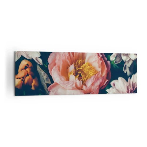 Obraz na płótnie - Kwiatowa kompozycja z piwonią i chryzantemami na ciemnym tle - 160x50cm - Z barokowym przepychem - Nowoczesna dekoracja ścienna do salonu i sypialni ARTTOR