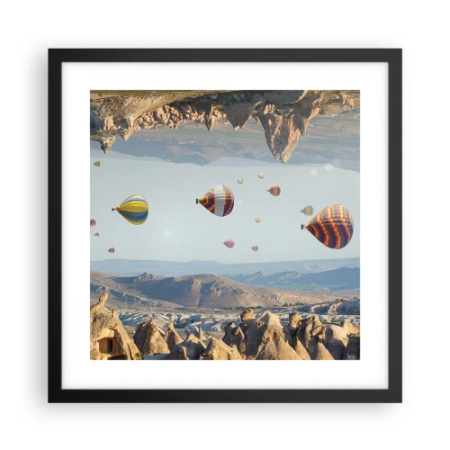 Plakat w czarnej ramie - Tu wszystko jest możliwe - 40x40 cm