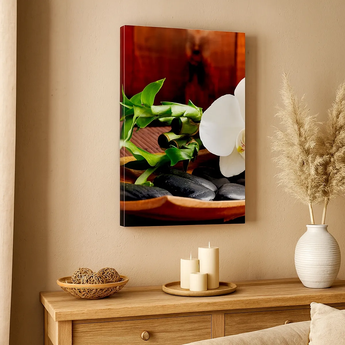 Obraz na płótnie - Bambus i biała orchidea na tle drewna - 50x70cm - Poddaj się dotykowi natury - Nowoczesna dekoracja ścienna do salonu, kuchni i sypialni ARTTOR