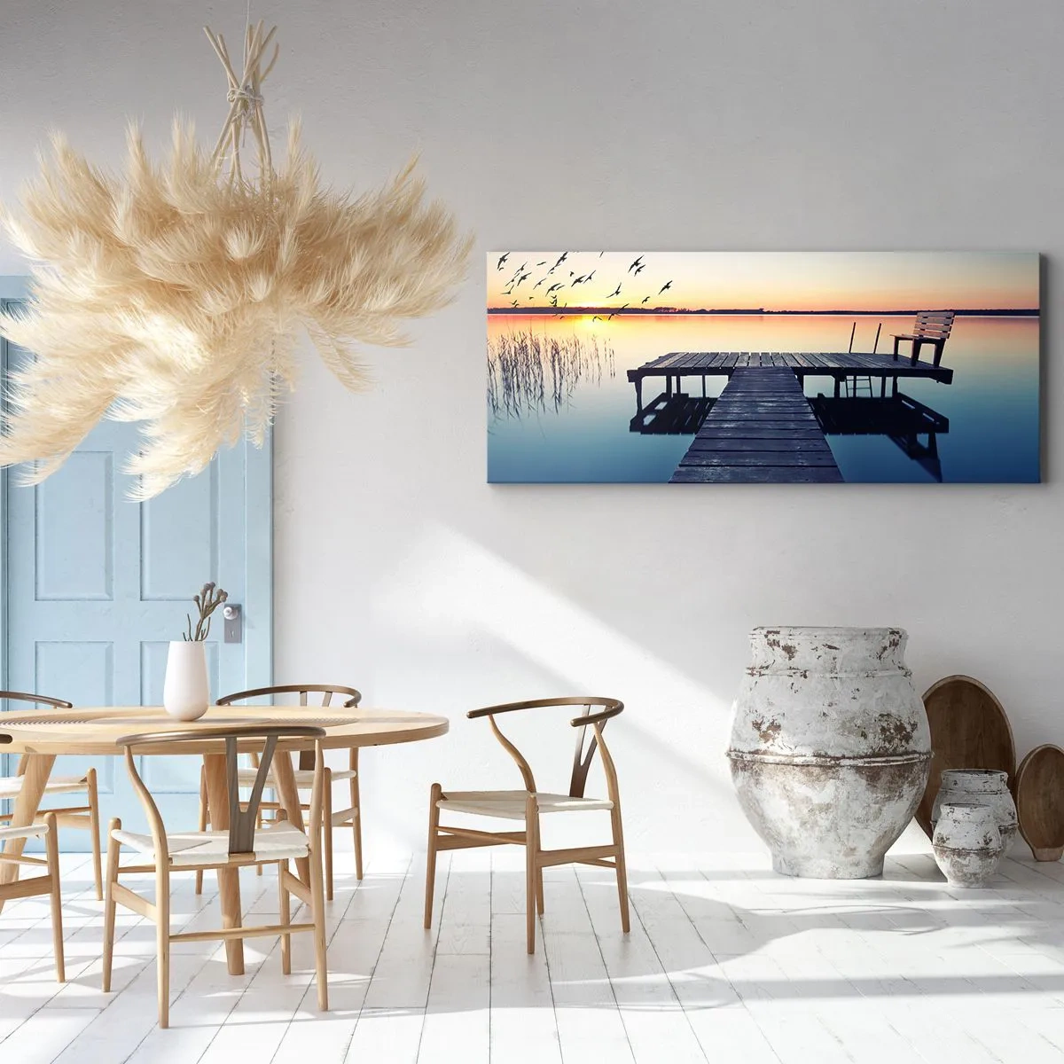 Obraz na płótnie - Drewniane molo nad jeziorem o wschodzie słońca z ptakami - 160x50cm - To był dobry dzień - Nowoczesna dekoracja ścienna do salonu i sypialni ARTTOR