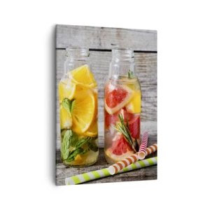 Obraz na płótnie - Butelki z wodą smakową z owocami i ziołami na drewnianym tle - 50x70cm - Zdrowe z natury - Nowoczesna dekoracja ścienna do salonu, kuchni i sypialni ARTTOR