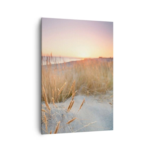 Obraz na płótnie - Plaża o zachodzie słońca z wysokimi trawami - 70x100cm - Bałtycka kołysanka - Nowoczesna dekoracja ścienna do salonu i sypialni ARTTOR