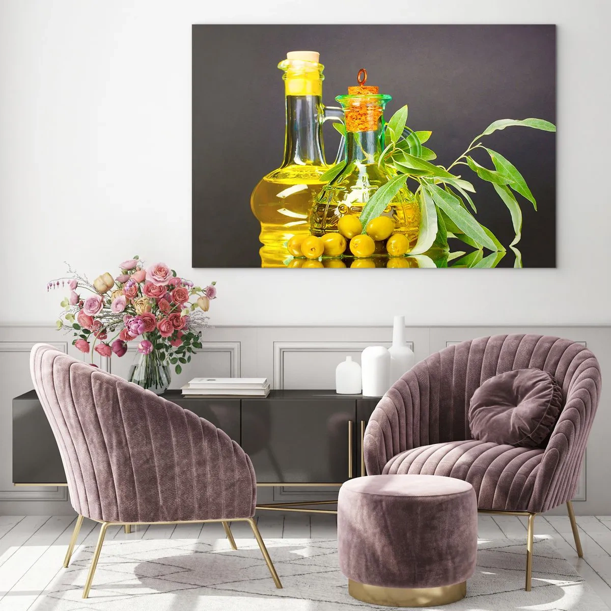 Obraz na szkle - Butelki oliwy z oliwek i gałązka z oliwkami na tle - 120x80cm - Martwa natura z oliwkami i oliwą - Nowoczesna dekoracja ścienna do salonu, kuchni i sypialni ARTTOR