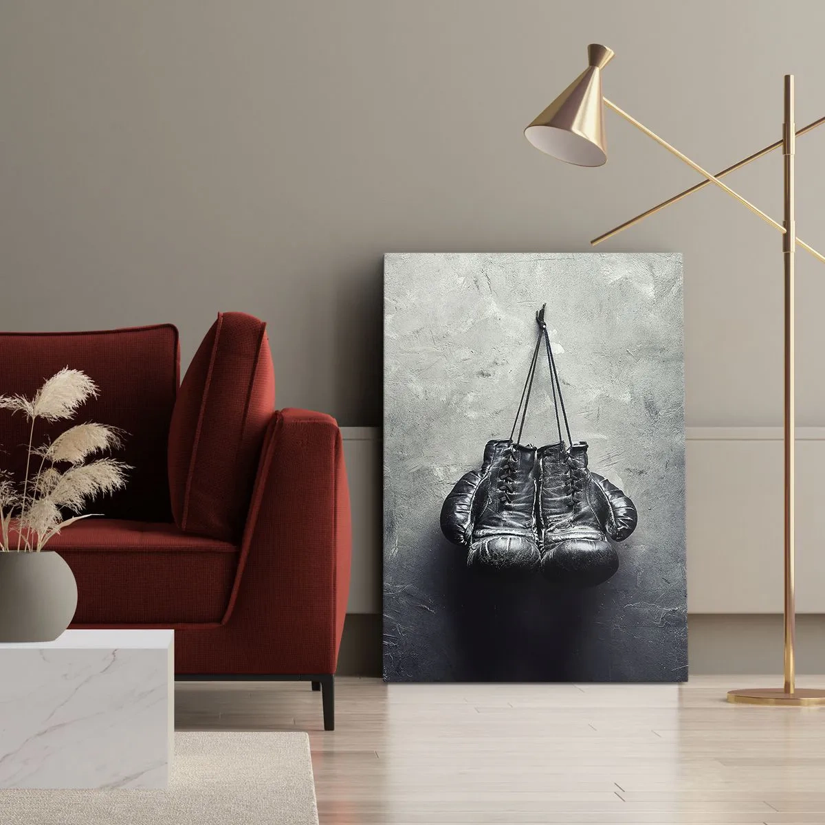 Obraz na płótnie - Stare rękawice bokserskie na tle ściany - 80x120cm - Czas walki i czas pokoju - Nowoczesna dekoracja ścienna do salonu i sypialni ARTTOR