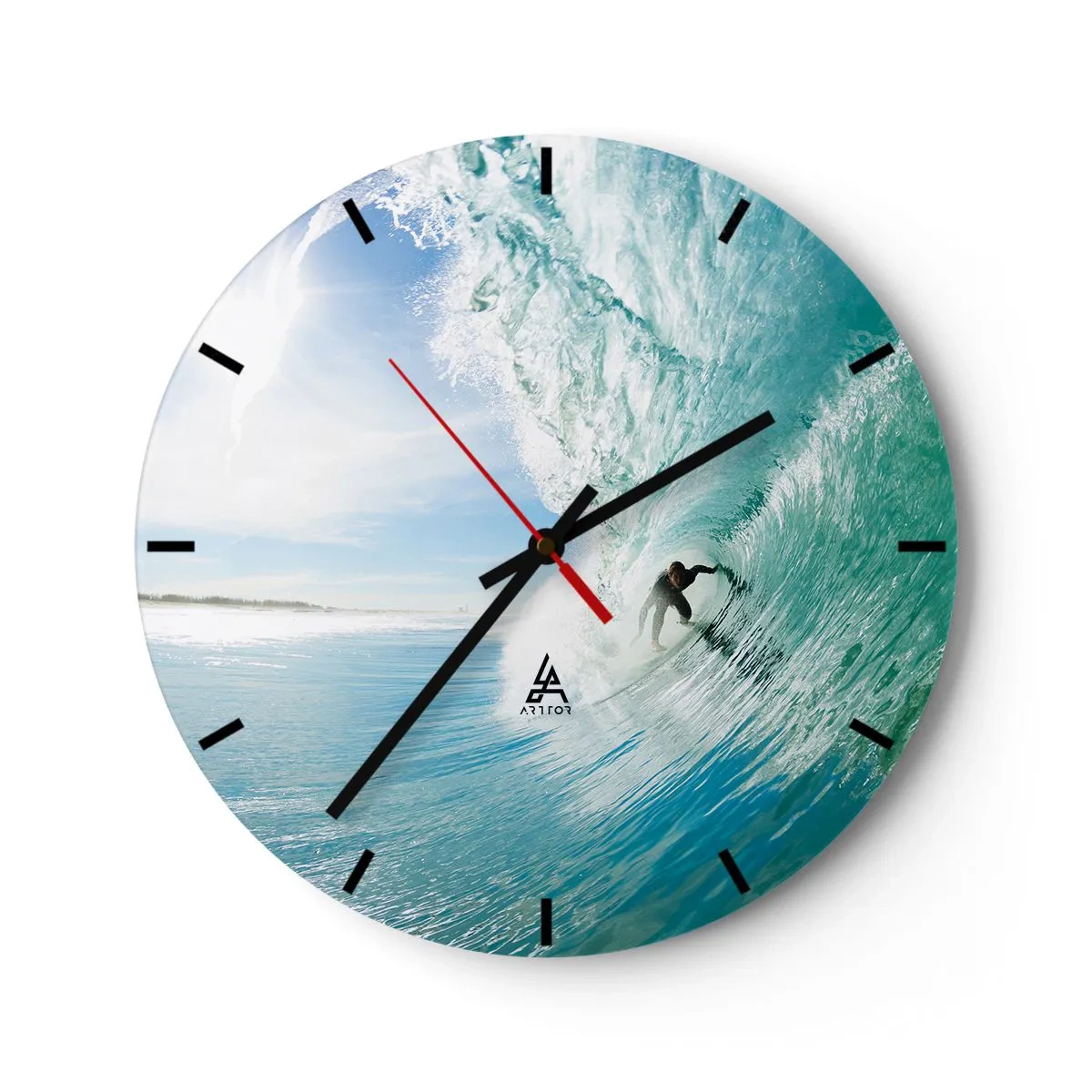 Zegar ścienny - Surfer w tunelu wodnym na tle błękitnego nieba - 30x30cm - Zawsze na fali - Nowoczesna dekoracja ścienna do salonu, kuchni i sypialni ARTTOR