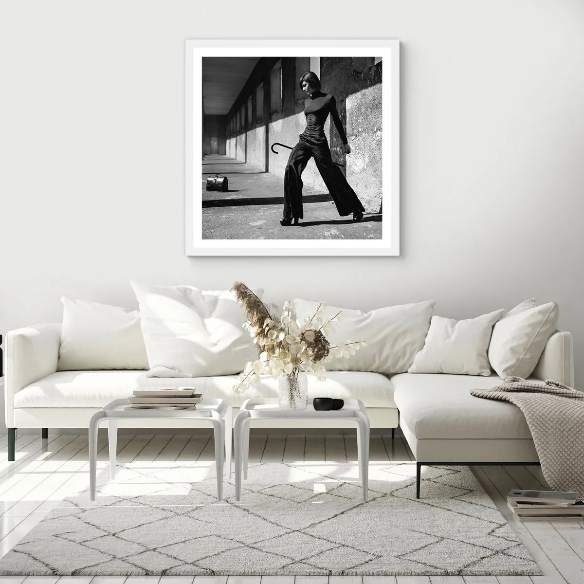 Plakat w białej ramie - Miejska elegancja - 50x50 cm