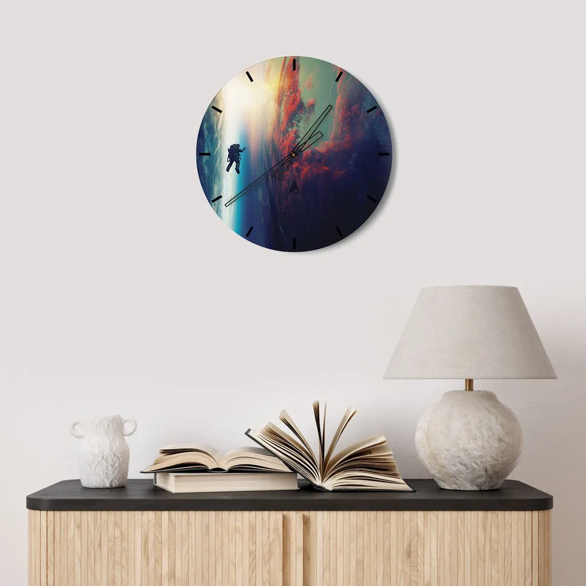 Zegar ścienny - Mierzyć się ze wszechświatem - 40x40 cm