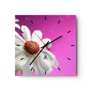 Zegar ścienny - Biała stokrotka pokryta kroplami wody na różowym tle - 30x30cm - Skromny w swojej urodzie - Nowoczesna dekoracja ścienna do salonu i sypialni ARTTOR