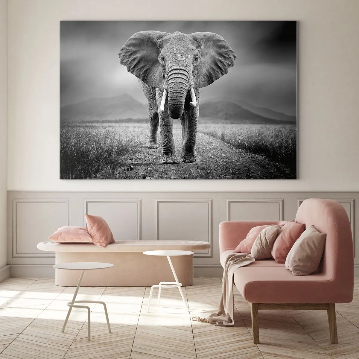 Obraz na szkle - Słoń na sawannie w czerni i bieli - 70x50cm - Gospodarz wita - Nowoczesna dekoracja ścienna do salonu i sypialni ARTTOR