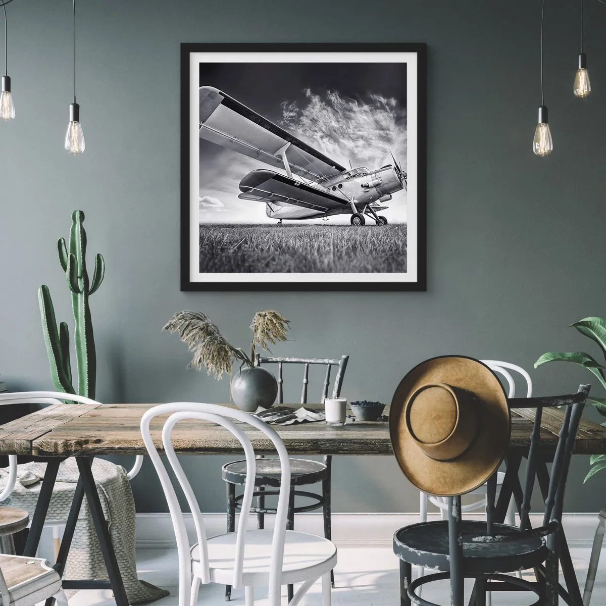 Plakat w czarnej ramie - Skrzydlaty wędrowiec - 50x50 cm