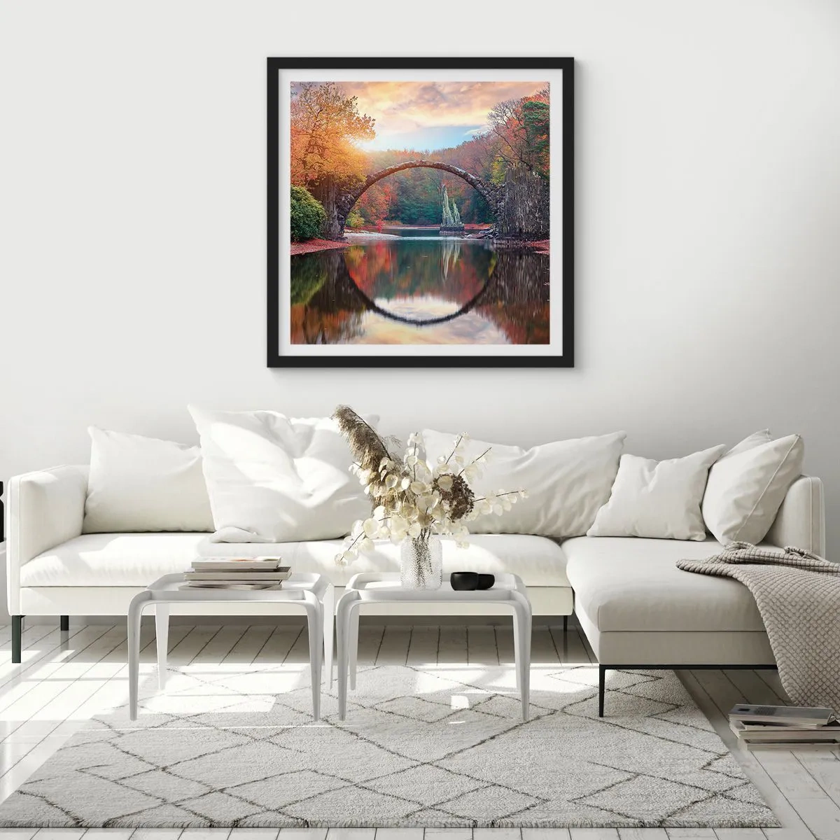 Plakat w czarnej ramie - Po drugiej stronie lustra - 30x30 cm