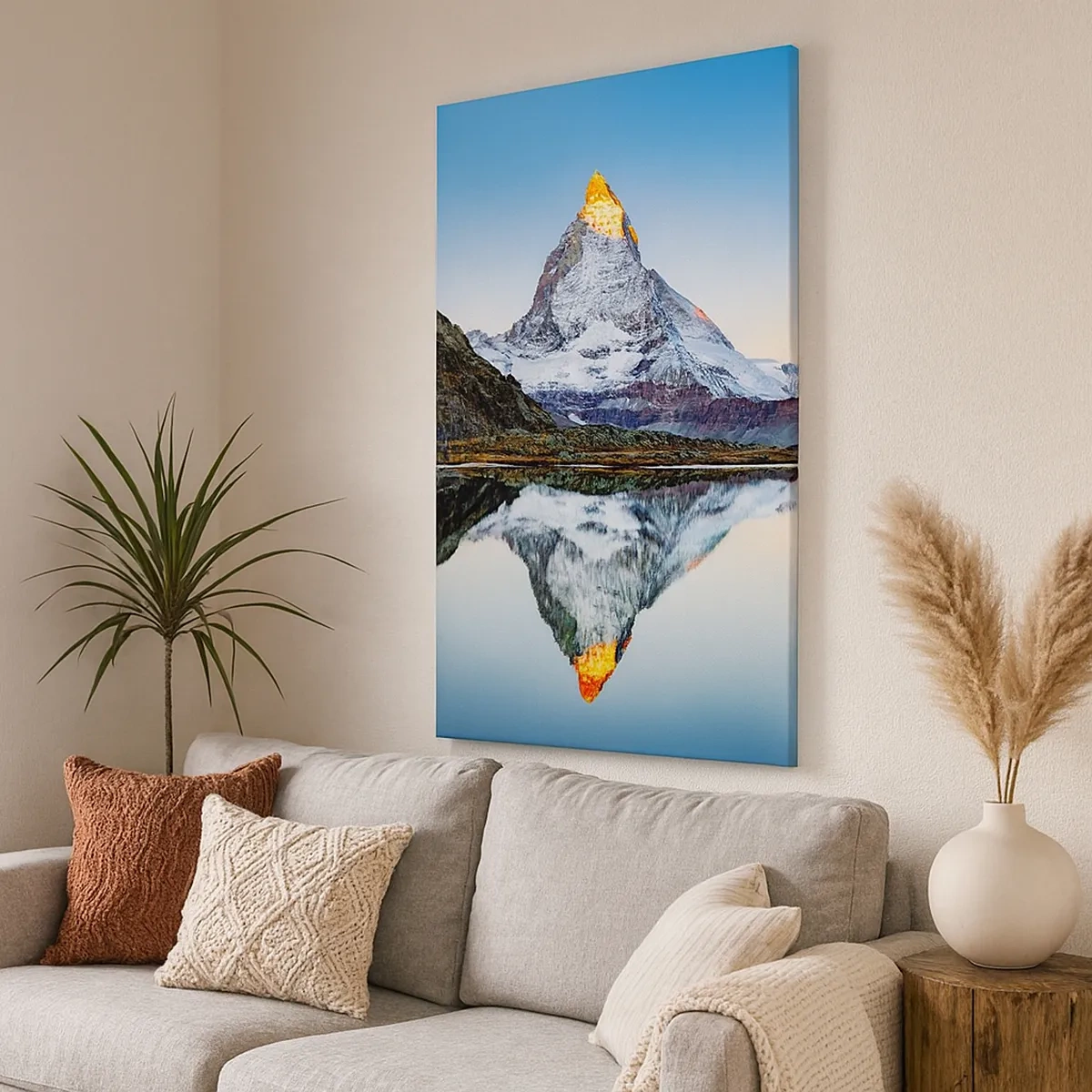 Obraz na płótnie - Góra Matterhorn odbijająca się w spokojnym jeziorze o wschodzie słońca - 50x70cm - Dwa światy - Nowoczesna dekoracja ścienna do salonu, kuchni i sypialni ARTTOR