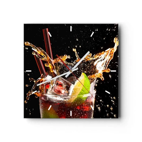 Zegar ścienny - Szklanka z napojem, limonką i lodem w chwili dynamicznego rozprysku - 30x30cm - Radość i energia kolorów - Nowoczesna dekoracja ścienna do salonu i sypialni ARTTOR