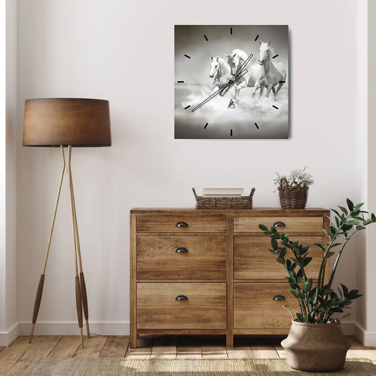 Zegar ścienny - Trzy białe konie galopujące przez wodę - 30x30cm - Białe szaleństwo - Nowoczesna dekoracja ścienna do salonu i sypialni ARTTOR